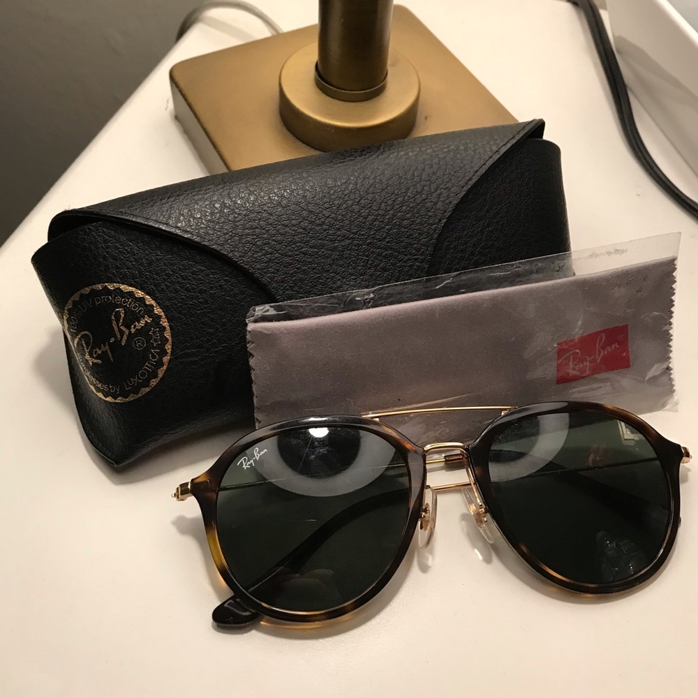 Ray-Ban “Highstreet” Sunglasses! (RB 4253)
